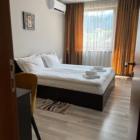 рафаела-мартина-регнум